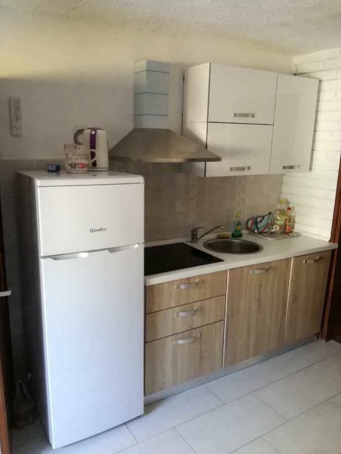 Chateau Lili Apartments Kornić Extérieur photo